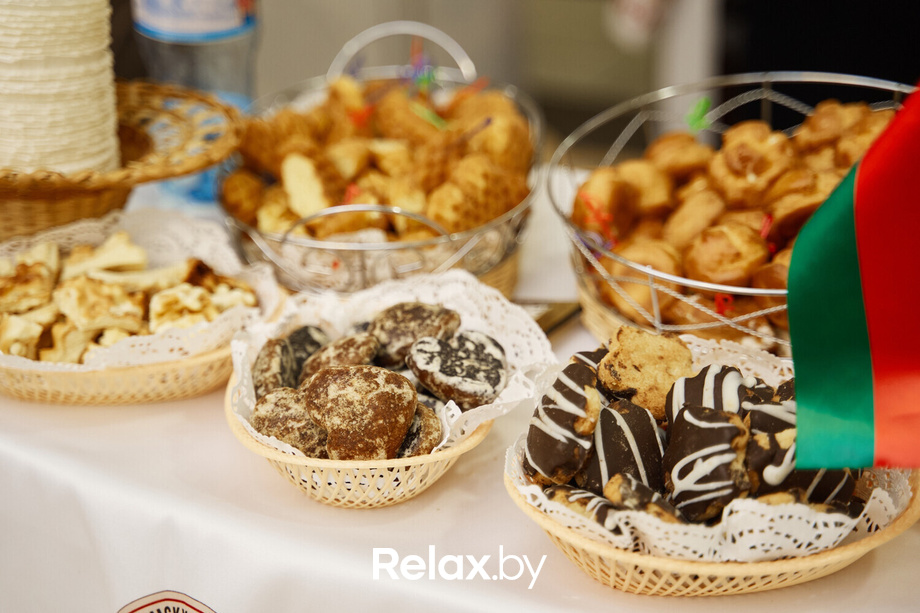 Время Искусства в ТЦ Столица: Мода, природа и поэзия, фото № 19