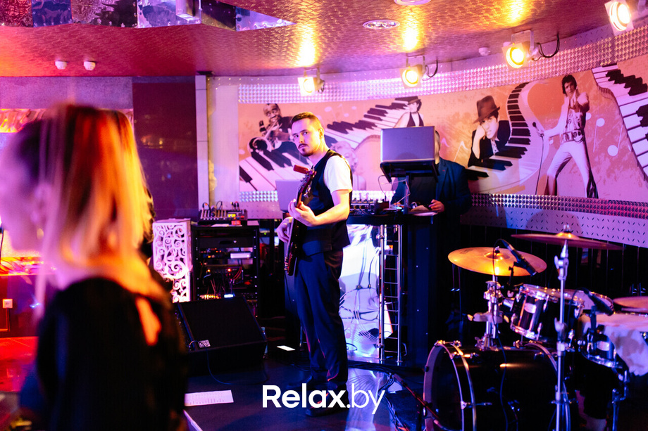 Кавер группа Starland в Ретро-кафе, фото № 15