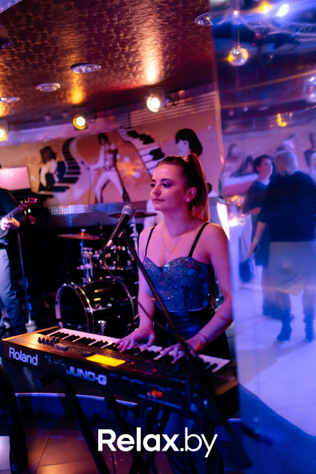 Кавер группа Starland в Ретро-кафе, фото № 42