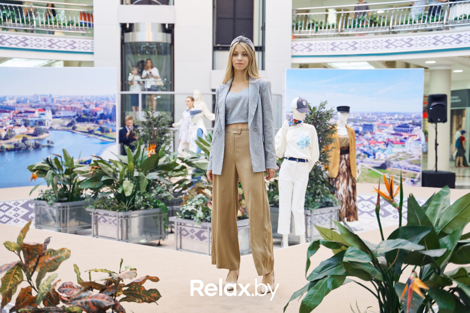 Время Искусства в ТЦ Столица: Мода, природа и поэзия, фото № 107