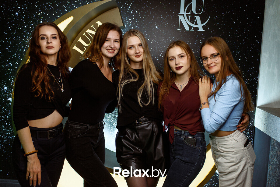 Friday Luna, фото № 27