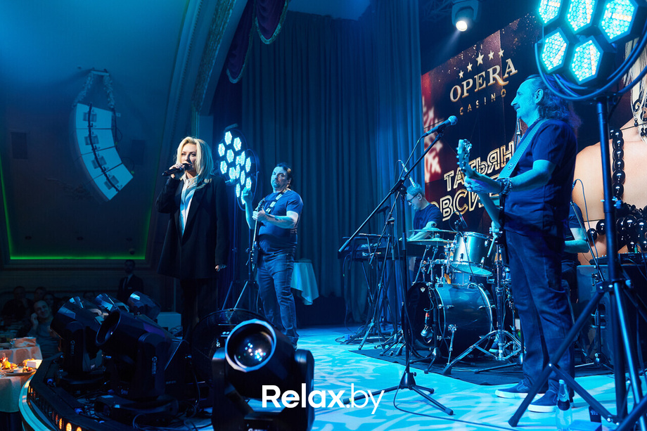 «Татьяна Овсиенко» в казино Опера, фото № 195