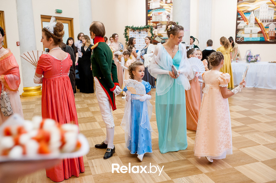 Семейный рождественский благотворительный бал Академии мюзикла "Ревю" - "Наши сердца", фото № 21