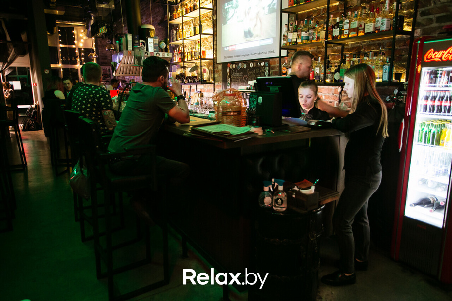 Пятница развратница в баре «Острые козырьки», фото № 43