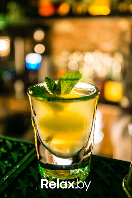 Счастливая суббота в баре «Острые козырьки», фото № 39