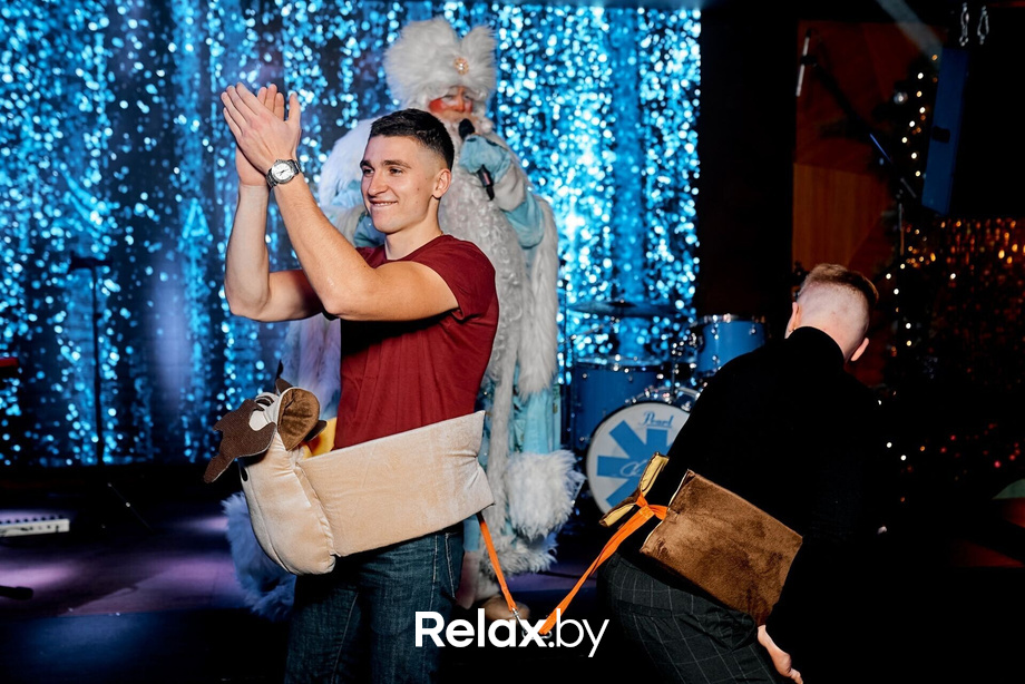 Предновогодние вечеринки в Ангелах, фото № 71