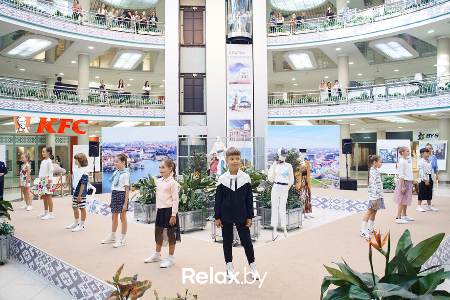 Время Искусства в ТЦ Столица: Мода, природа и поэзия, фото № 53