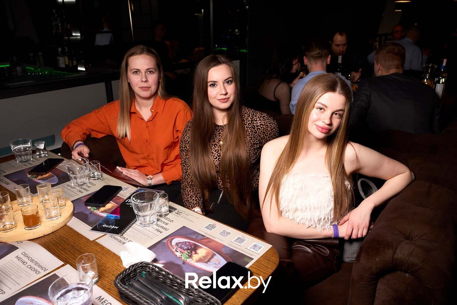 Дискотека в гастро-клубе «Место», фото № 1