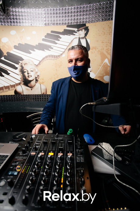 Кавер группа Starland в Ретро-кафе, фото № 85