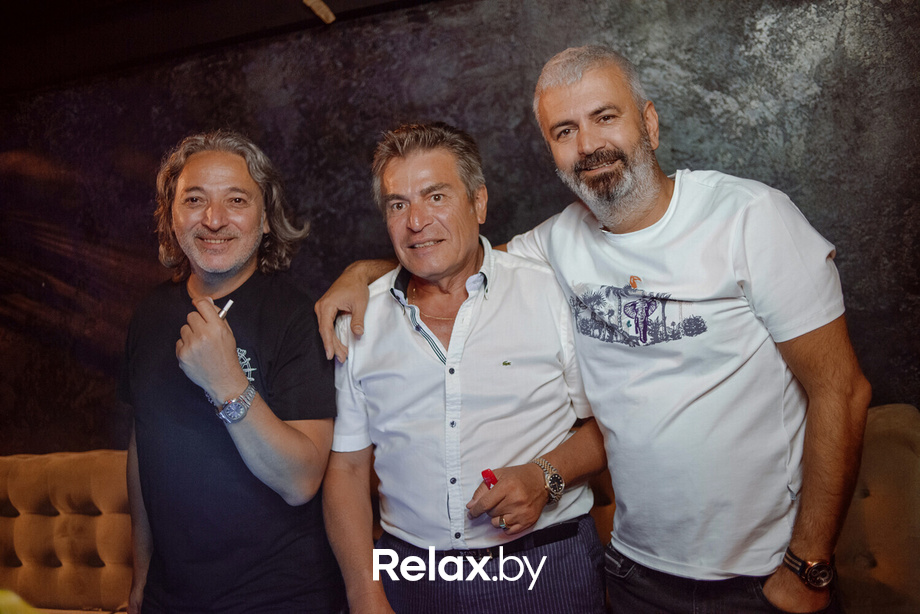 Friday «Welcome to Saint Tropez», фото № 33