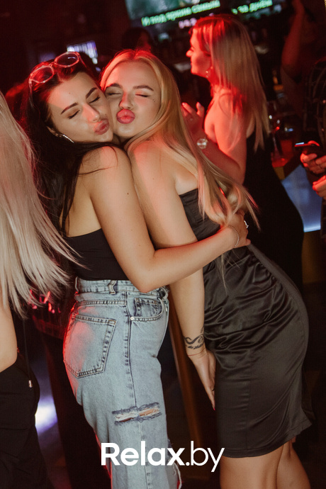 Friday, фото № 15