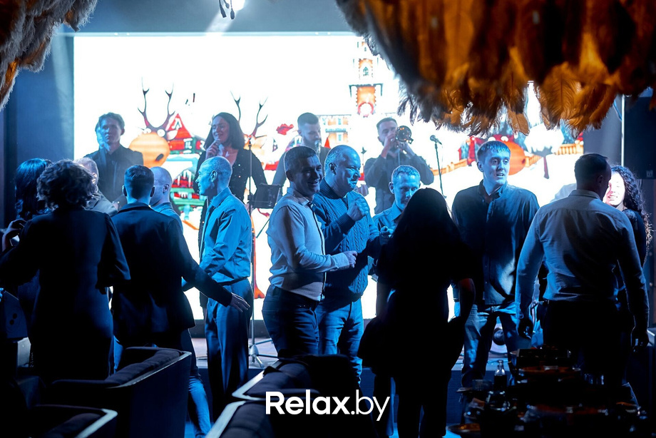 Предновогодние вечеринки в Ангелах, фото № 34