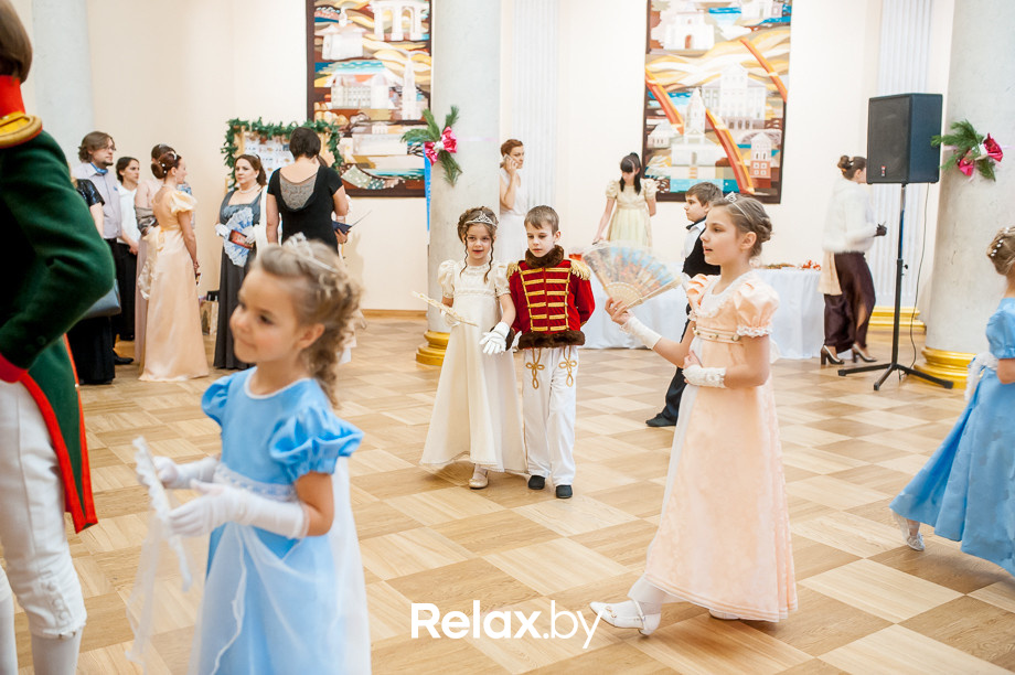 Семейный рождественский благотворительный бал Академии мюзикла "Ревю" - "Наши сердца", фото № 25