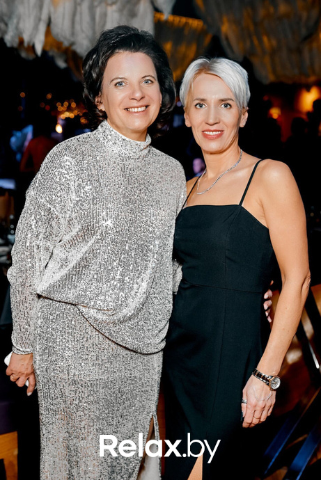 Предновогодние вечеринки в Ангелах, фото № 9