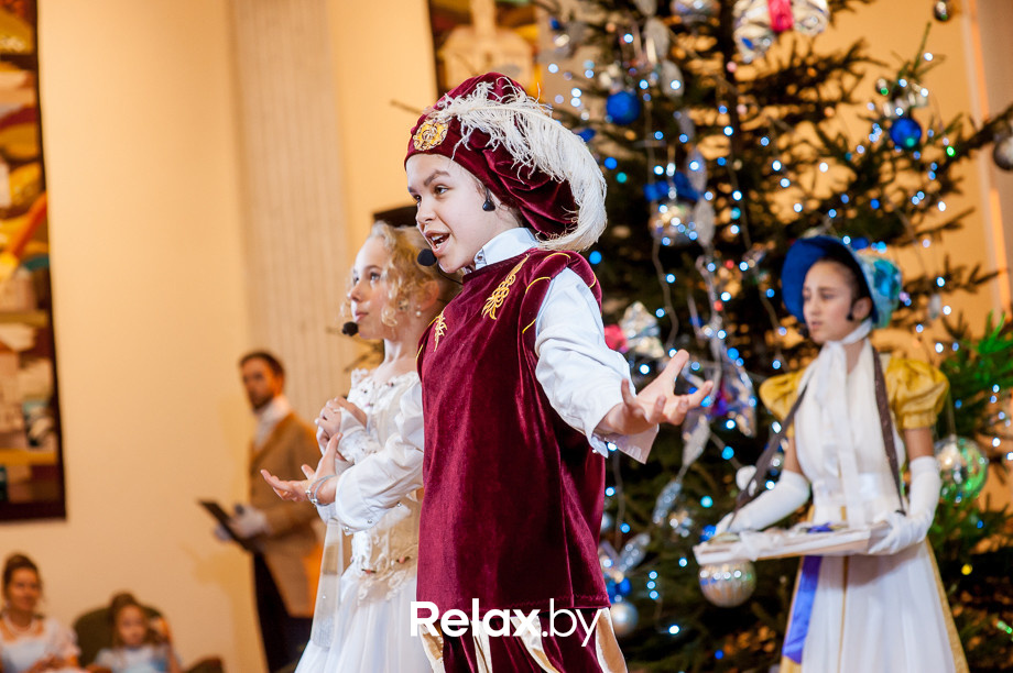 Семейный рождественский благотворительный бал Академии мюзикла "Ревю" - "Наши сердца", фото № 138