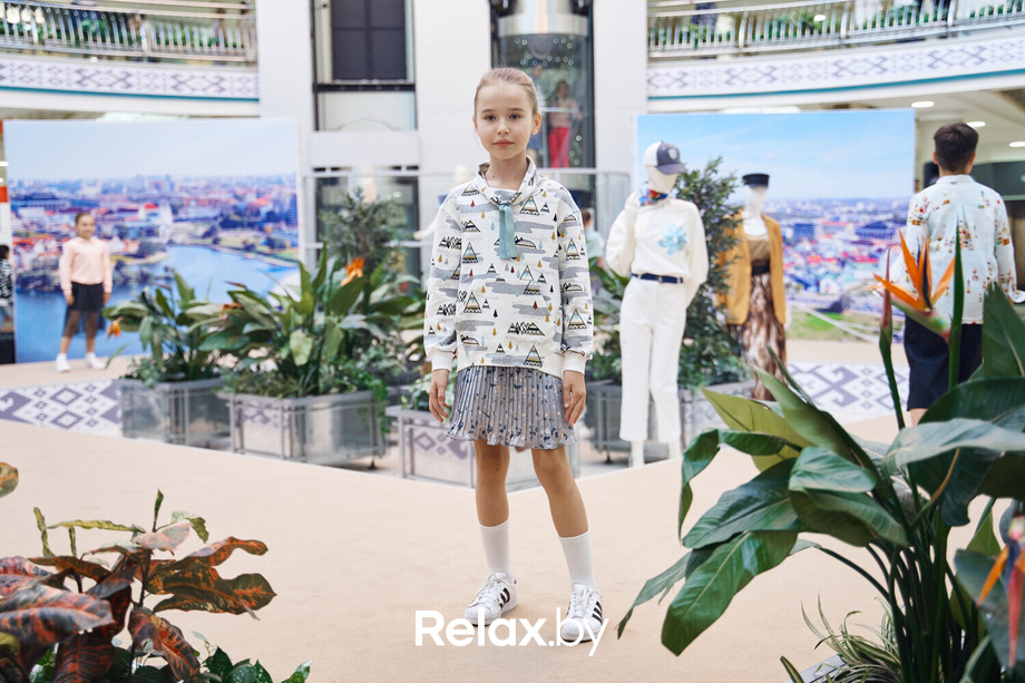 Время Искусства в ТЦ Столица: Мода, природа и поэзия, фото № 43