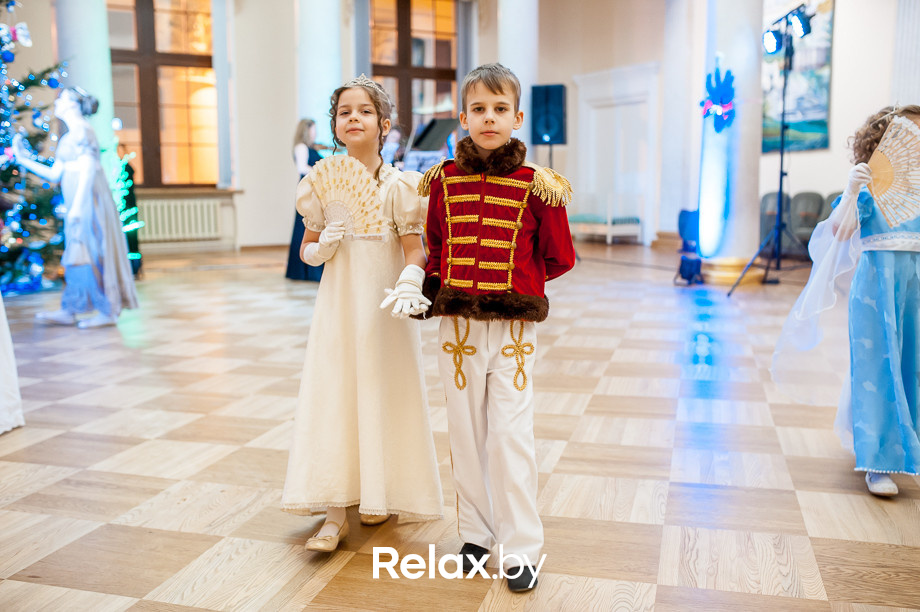 Семейный рождественский благотворительный бал Академии мюзикла "Ревю" - "Наши сердца", фото № 11