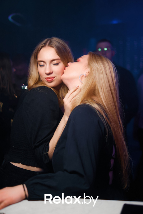 On the Luna, фото № 37