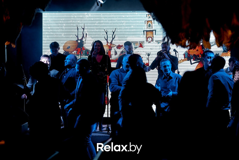 Предновогодние вечеринки в Ангелах, фото № 67