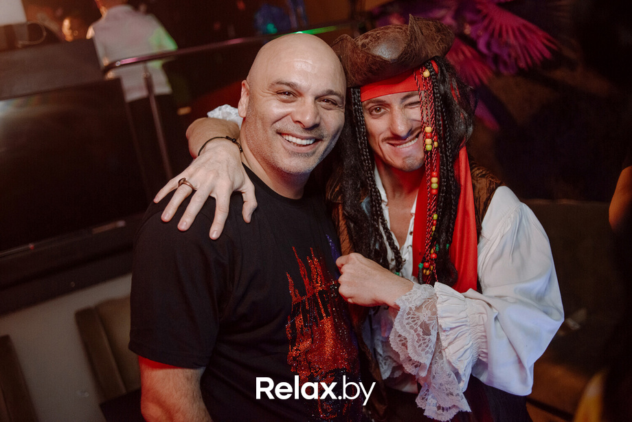 Friday «Welcome to Saint Tropez», фото № 32