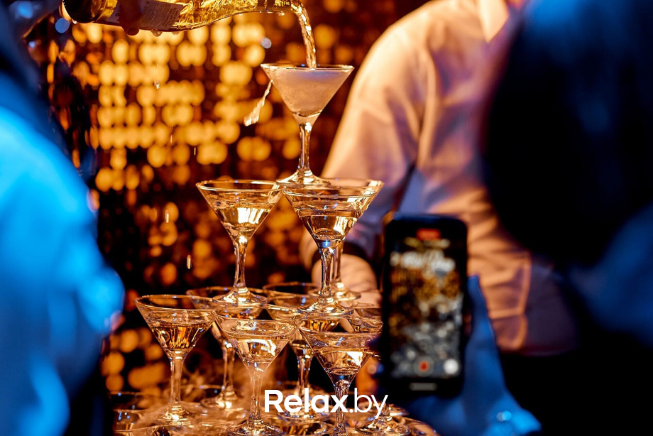 Предновогодние вечеринки в Ангелах, фото № 44