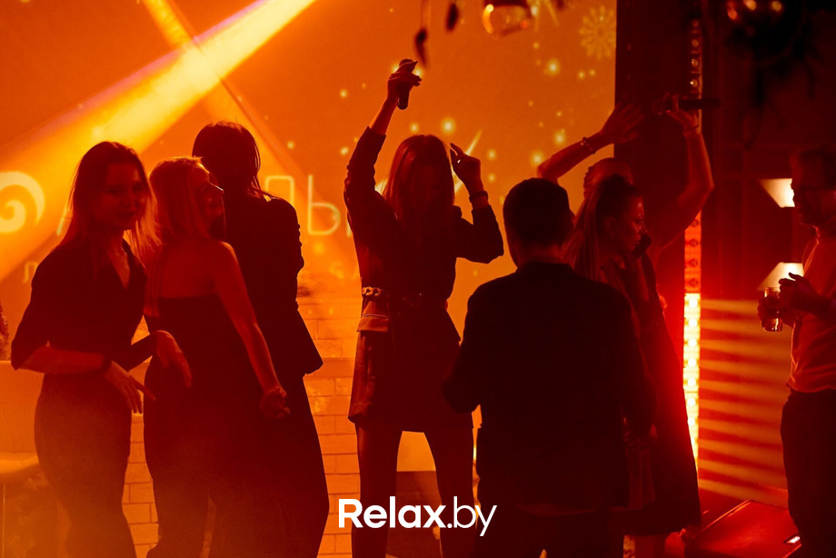 Предновогодние вечеринки в Ангелах, фото № 27