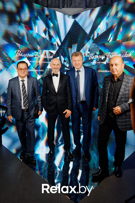 Творческий вечер поэта Валерия Бестолкова, фото № 234