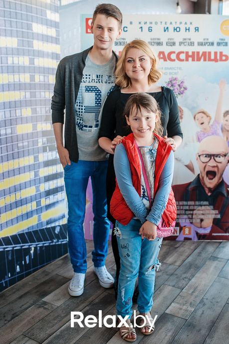 Валентина Мазунина на премьере «Одноклассниц», фото № 14