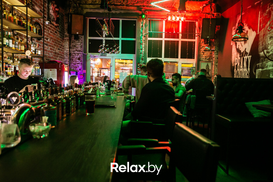 Пятница развратница в баре «Острые козырьки», фото № 20