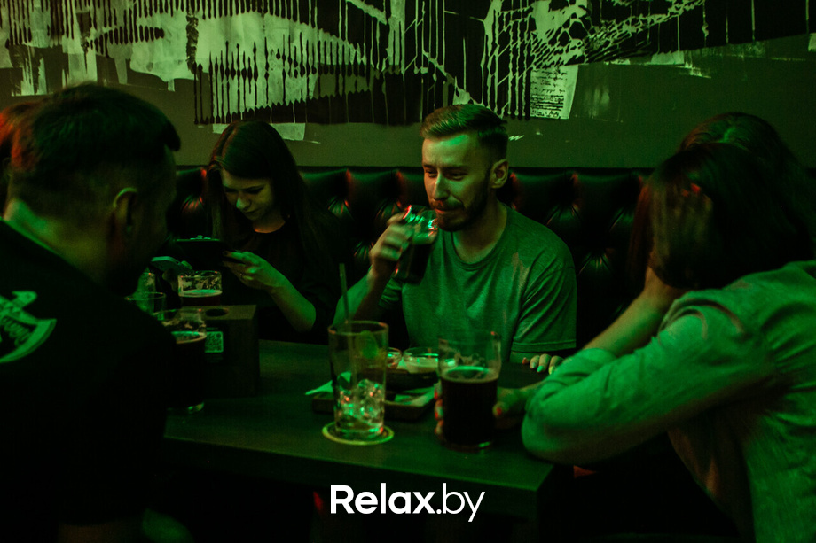 Пятница развратница в баре «Острые козырьки», фото № 37