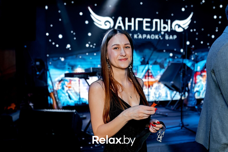 Предновогодние вечеринки в Ангелах, фото № 23