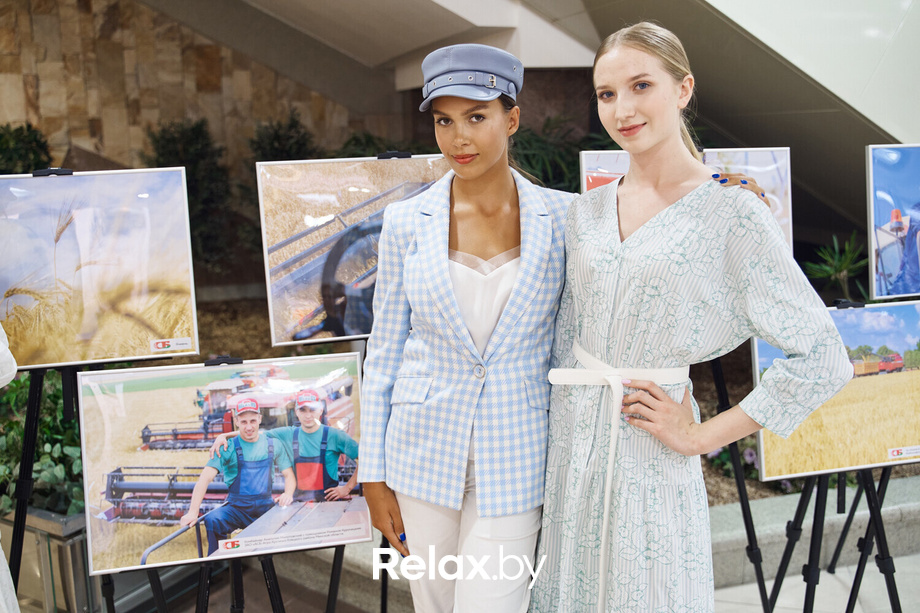 Время Искусства в ТЦ Столица: Мода, природа и поэзия, фото № 133