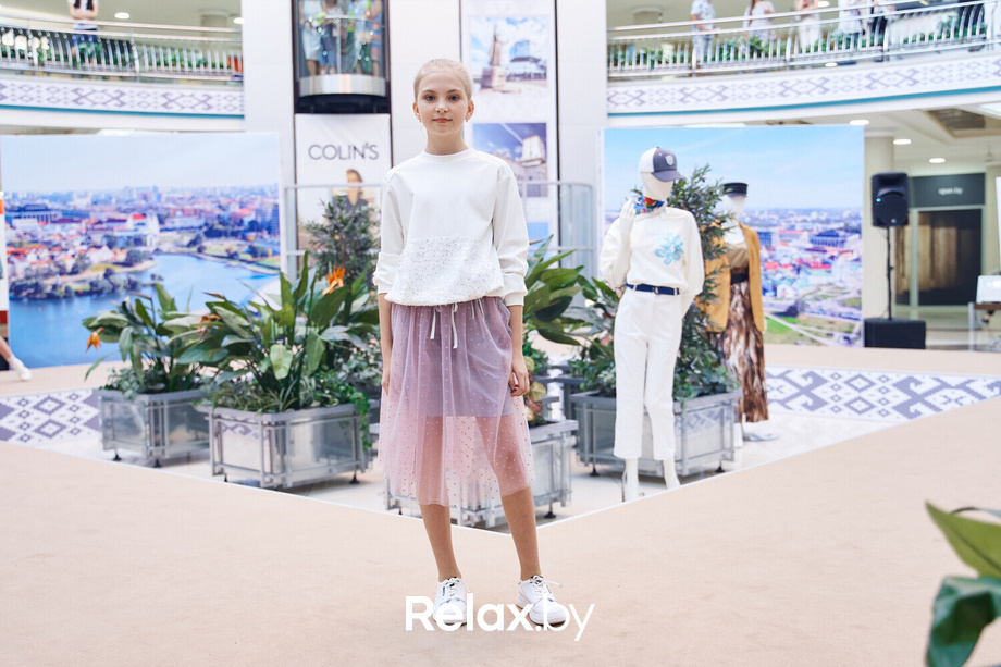 Время Искусства в ТЦ Столица: Мода, природа и поэзия, фото № 39