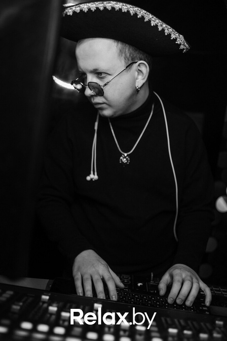 Friday LUXURIA LXR, фото № 21