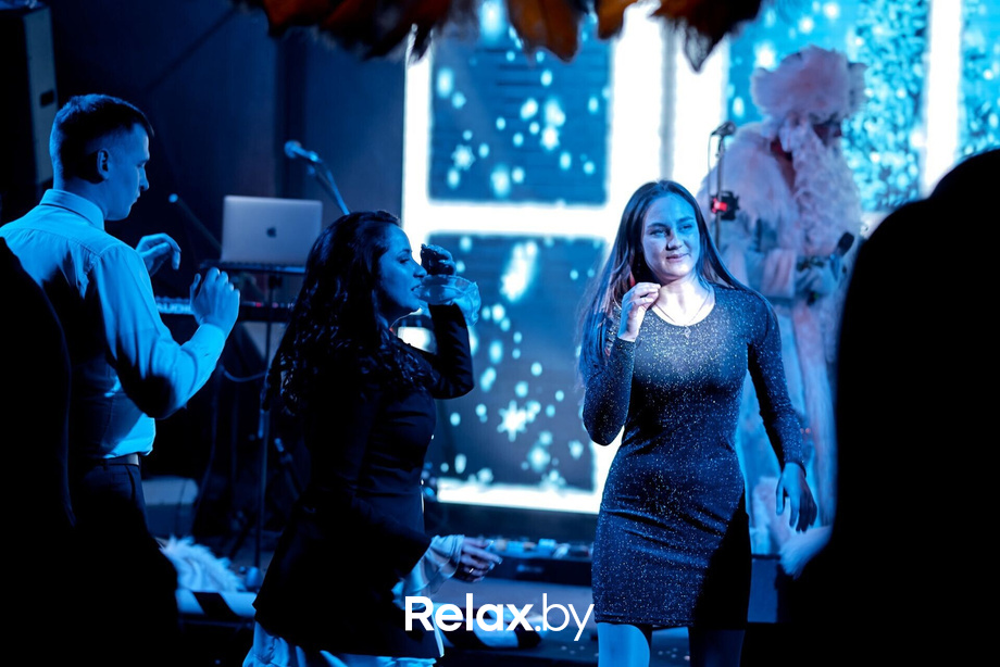 Предновогодние вечеринки в Ангелах, фото № 74