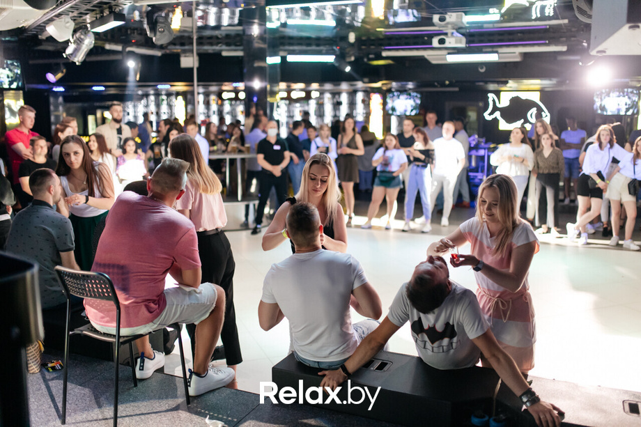 Med nigh party, фото № 76