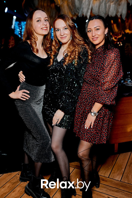 Предновогодние вечеринки в Ангелах, фото № 108