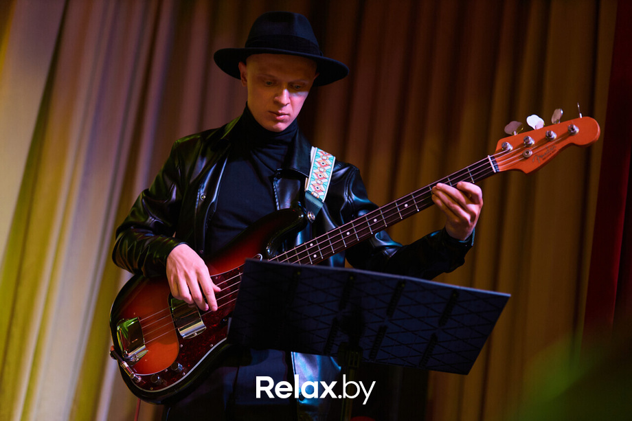 «OPERA BAND в казино Опера», фото № 9