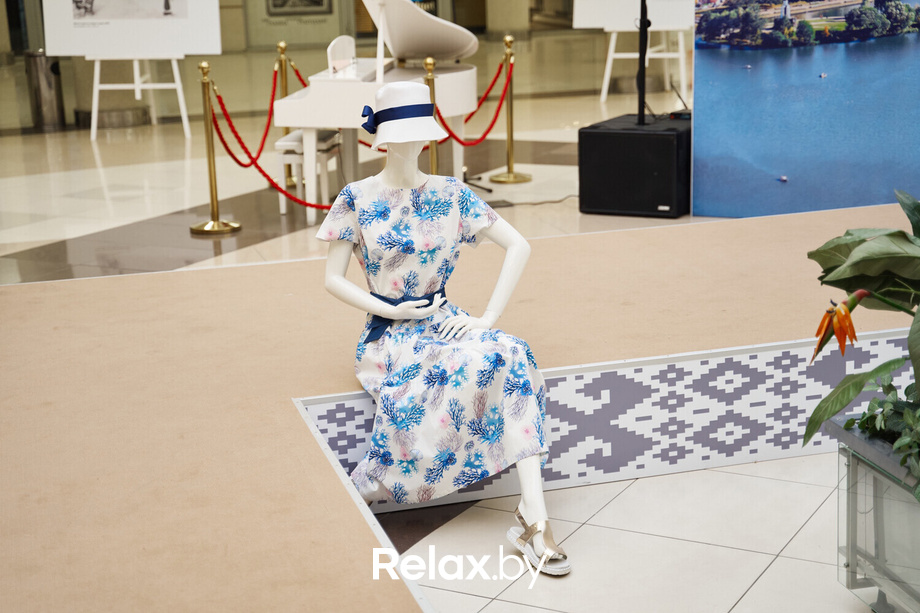 Время Искусства в ТЦ Столица: Мода, природа и поэзия, фото № 15