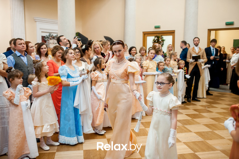 Семейный рождественский благотворительный бал Академии мюзикла "Ревю" - "Наши сердца", фото № 64