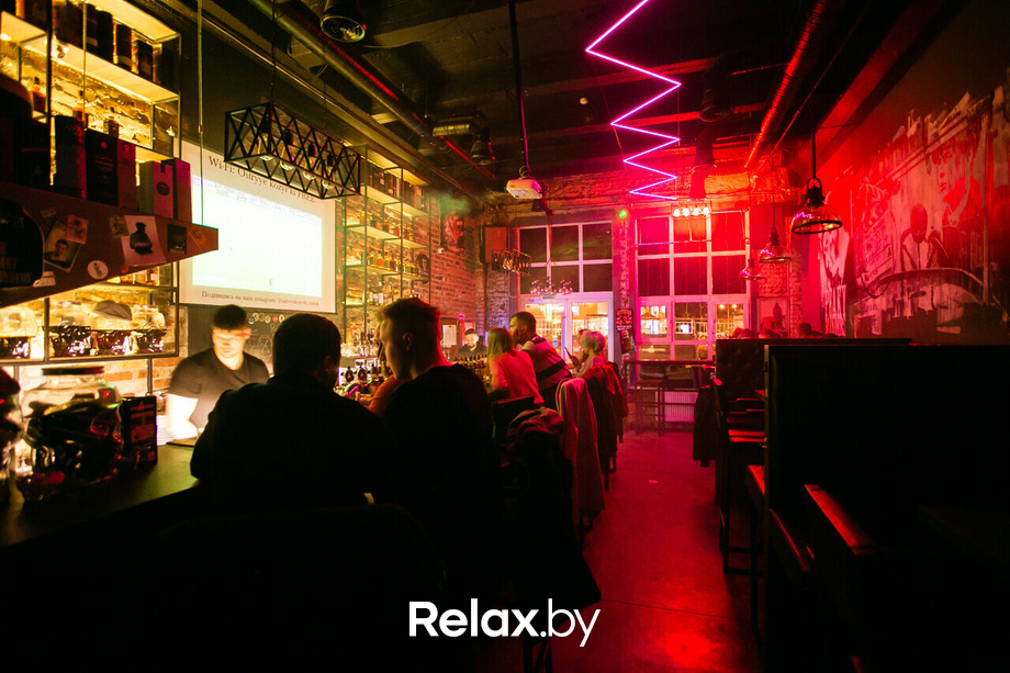 Пятница развратница в баре «Острые козырьки», фото № 12