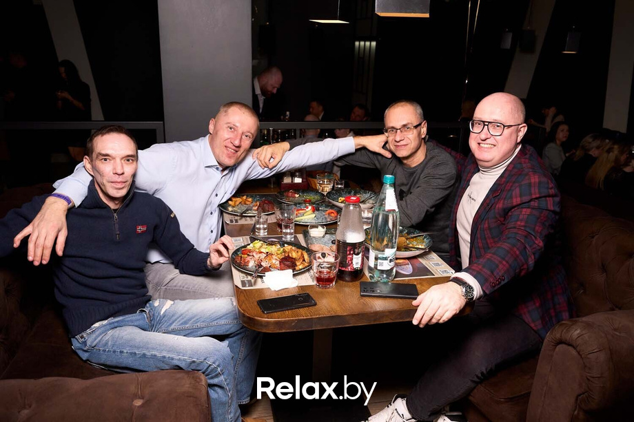 Дискотека в гастро-клубе «Место», фото № 3