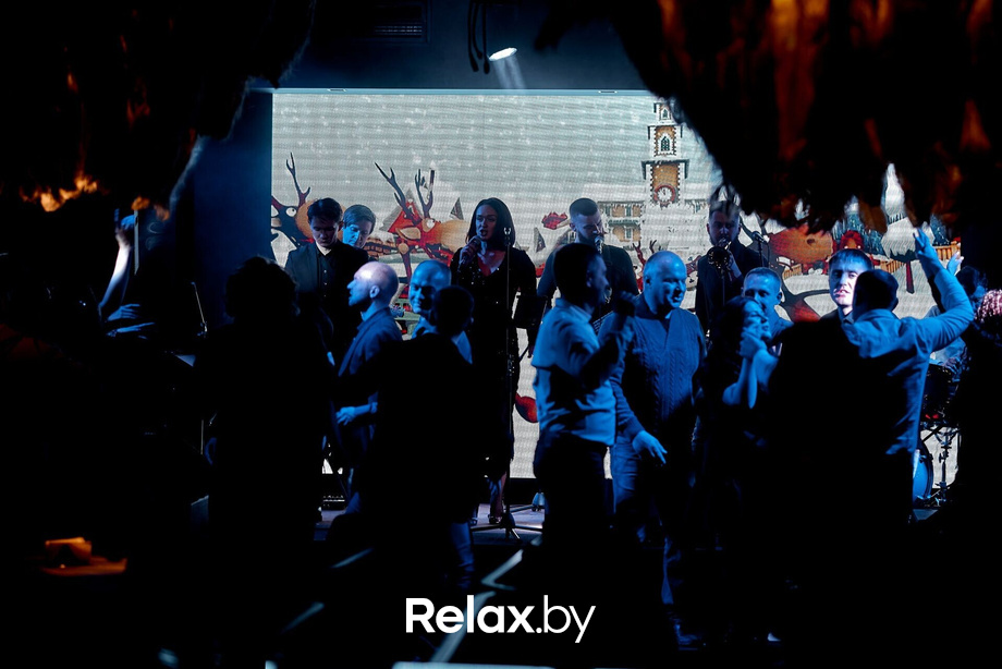 Предновогодние вечеринки в Ангелах, фото № 24