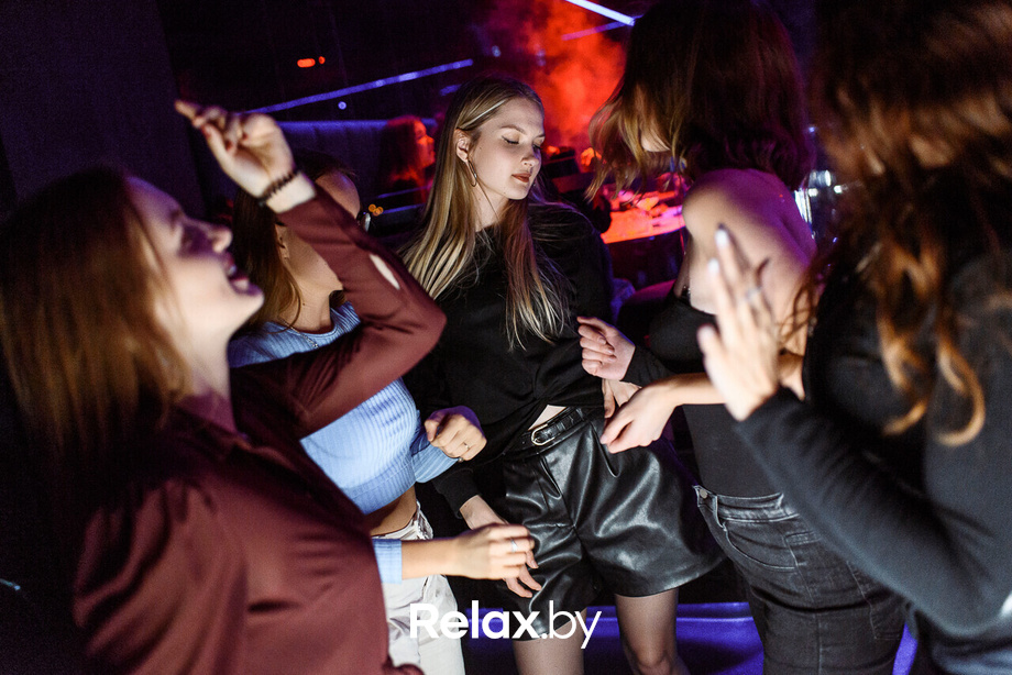 Friday Luna, фото № 24