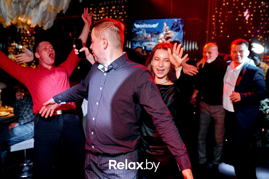 Предновогодние вечеринки в Ангелах, фото № 85