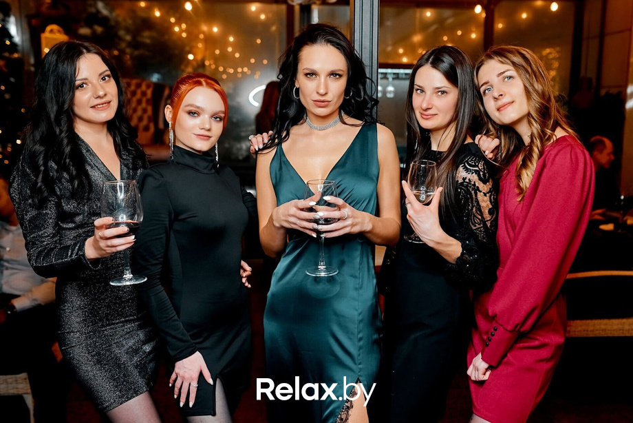 Предновогодние вечеринки в Ангелах, фото № 100