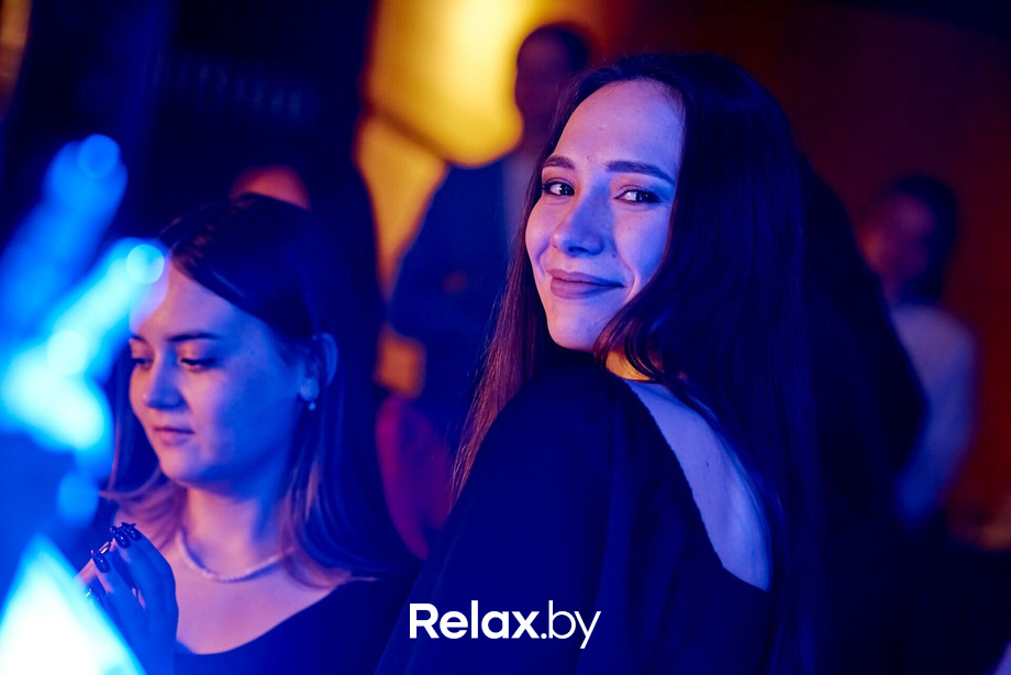 Предновогодние вечеринки в Ангелах, фото № 129