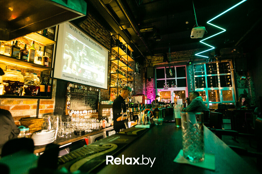 Счастливая суббота в баре «Острые козырьки», фото № 37