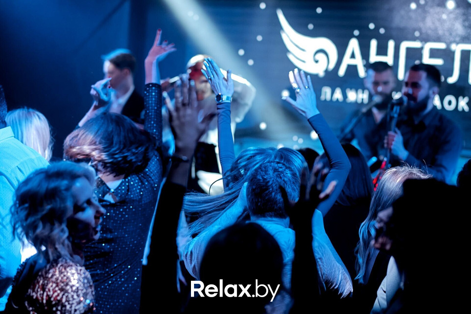 Предновогодние вечеринки в Ангелах, фото № 144