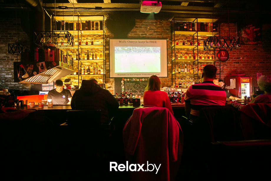 Пятница развратница в баре «Острые козырьки», фото № 11